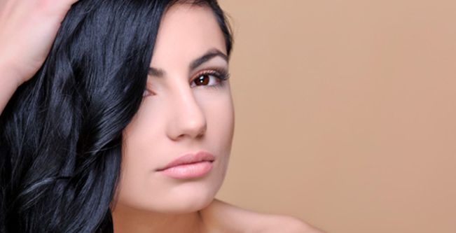 أبعدي الشيب عن شعرك بهذه الأطعمة