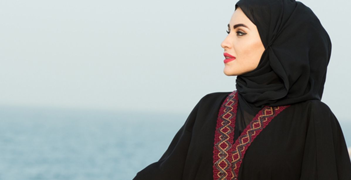 هذا ما يقولونه في الغرب عن أسرار جمال المرأة العربيّة!