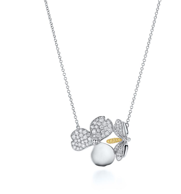 عقد ماسي رائع من تيفاني أند كو من مجموعة Paper Flowers