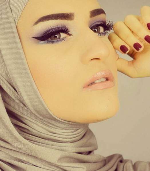 مكياج بنفسجي رائع