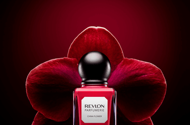 Revlon تطلق مجموعة ماكياج جديدة باستضافة عايشة رمضان وهاتي بيدير