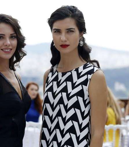 اجدد ازياء توبا بويوكوستن