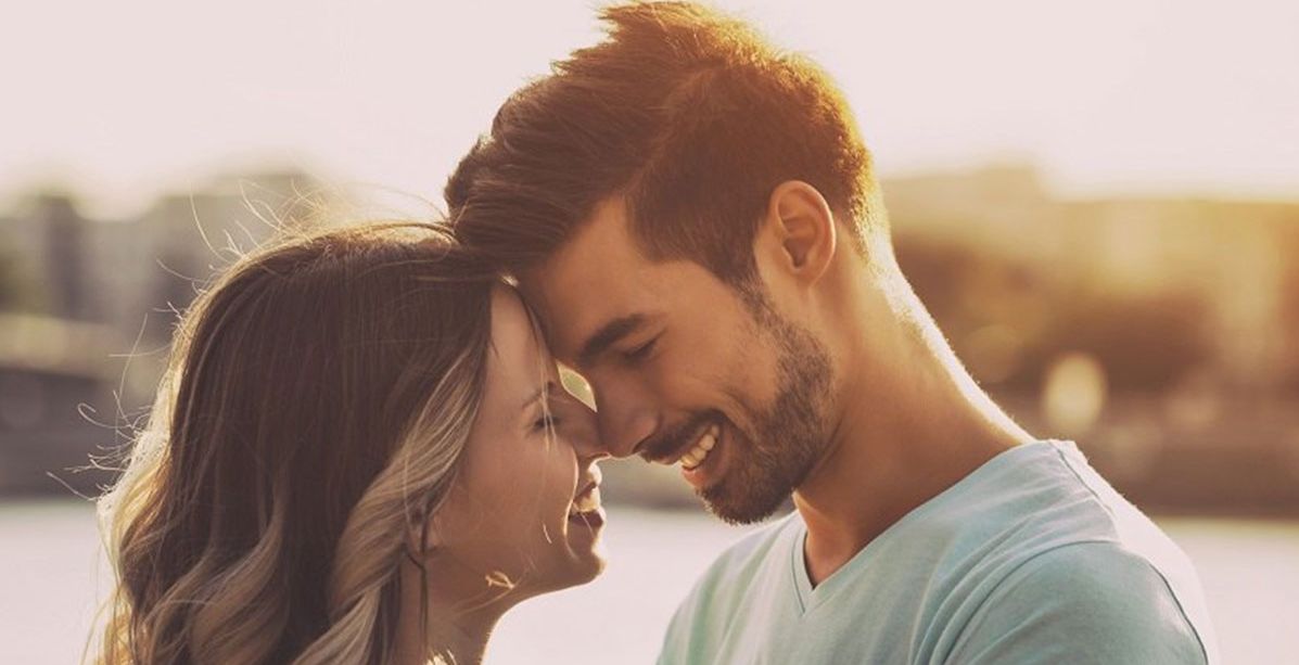 هل الرجل الذي يحب زوجته يخونها؟