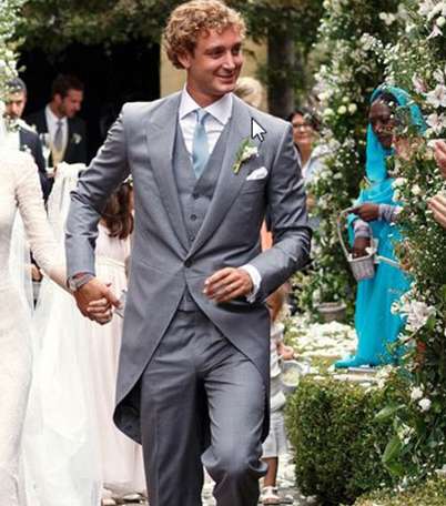 بالصور، الأميرة بياتريس بثوب  من Giorgio Armani في حفل زفافها الكنسي