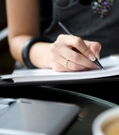 هل تعلمين عن خط اليد؟