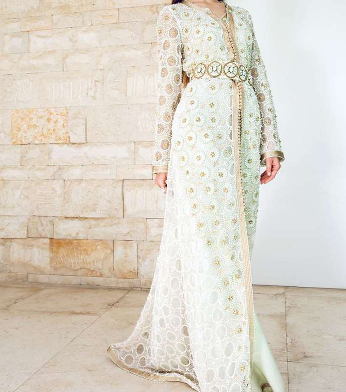 من انستقرام عبايات فخمة تخطف الأنفاس