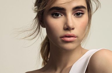 تألّقي جمالاً مع كونسيلر  Flawless Fusion Ultra-Longwear من Laura Mercier 