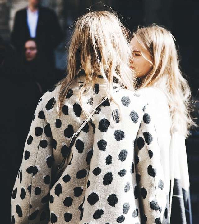 موضة الاقمشة المنقطة Polka Dots لصيف 2016