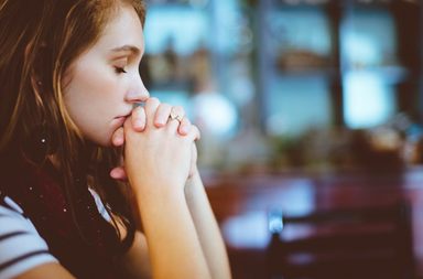 تصرفات الزوج الذي لا يحب زوجته 