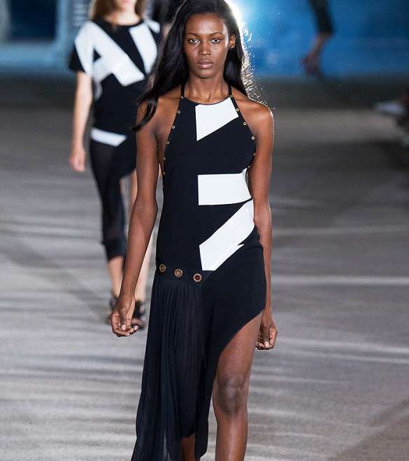 اختاري ملابسك بقصة غير مستقيمة في صيف 2015