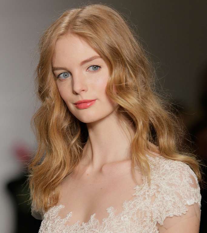 إطلالة طبيعية لعروس ريم عكرا في نيويورك 