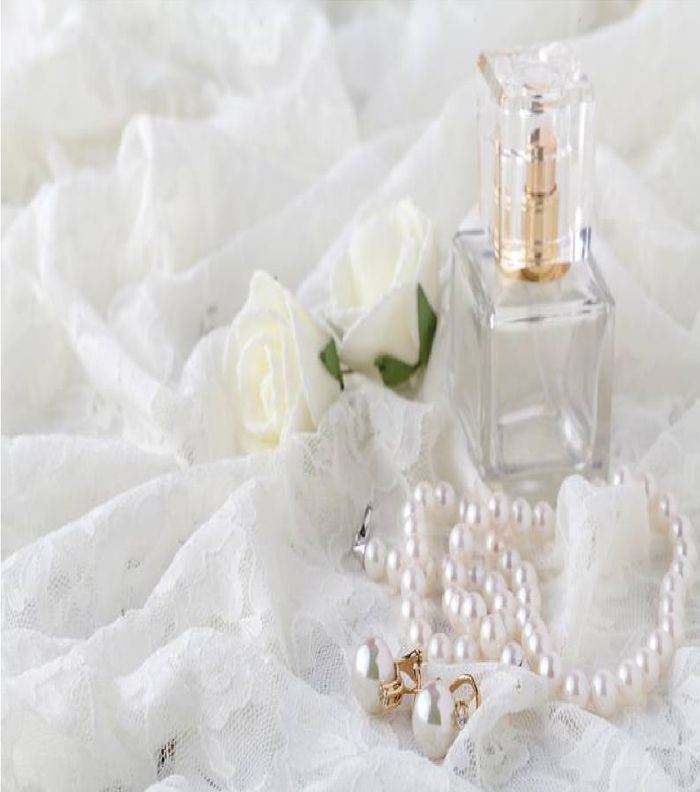 صور اجمل توزيعات عطور ميني للاعراس
