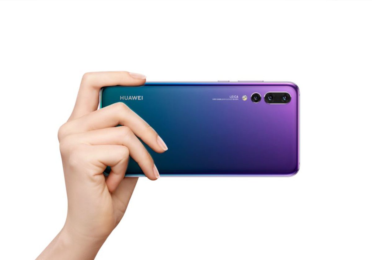 تعرفي مع ياسمينة على هاتف HUAWEI P20 Pro الذي يتميز بكاميرا إستثنائية