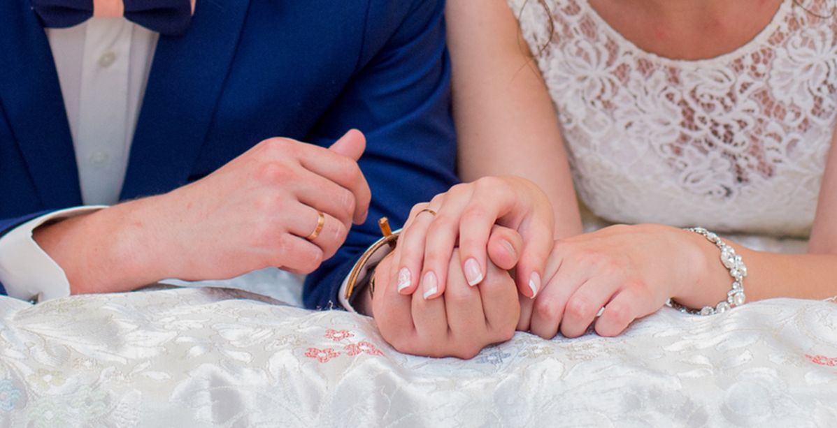 هذا ما يتمنّاه عريسك في ليلة الزفاف الأولى...ولا يبوح لك به!
