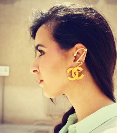 داخل خزانة زبيدة يعقوب: حذاء من ستيلا ماكارتني وأقراط من شانيل 