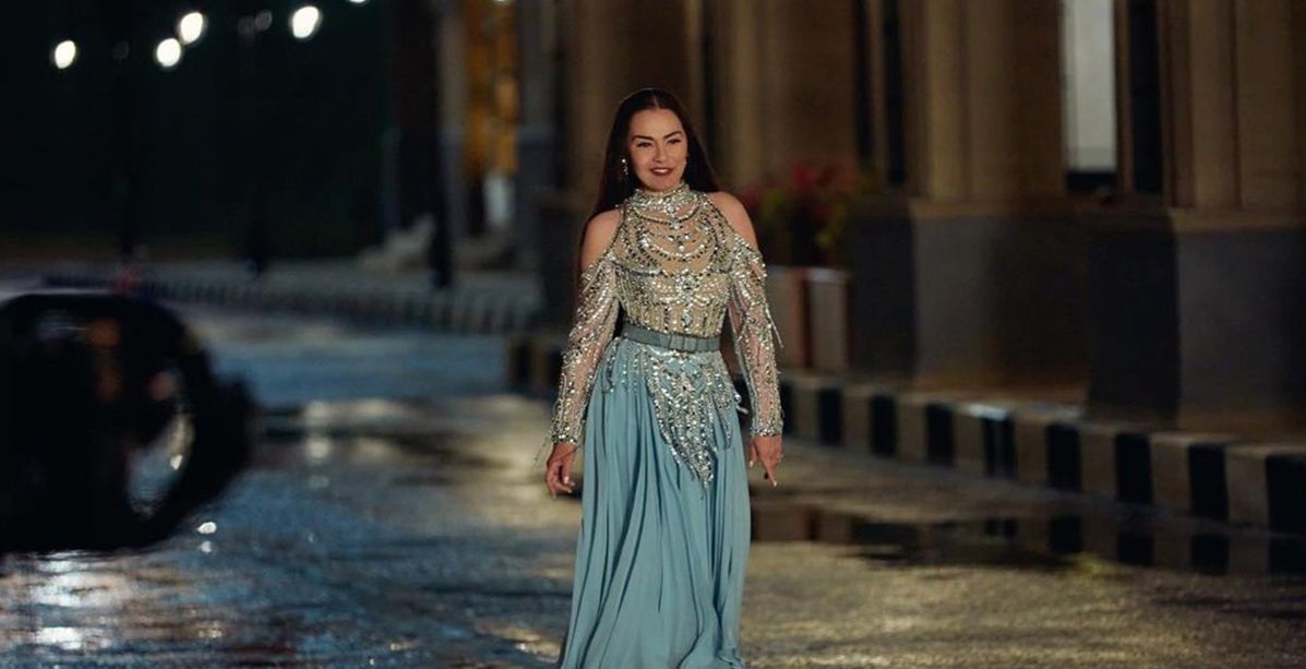 فساتين شريهان في الفيديو الاعلاني احدها عمره اكثر من 70 عاما