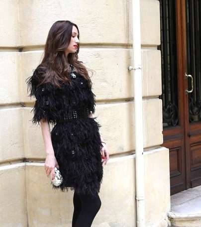 فستان سهرة مميّز بموضة الفرو