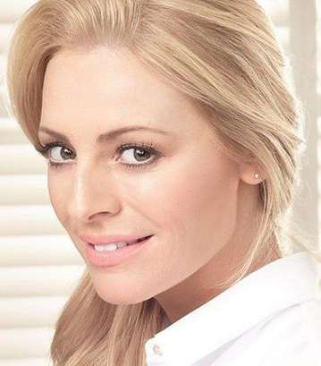 تيس دالي...لرويال باريس مصدر قوّة وثقة للمرأة 