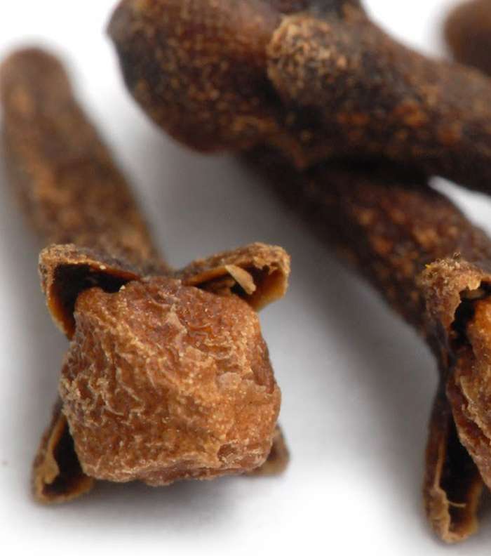طرق علاج رائحة الفم