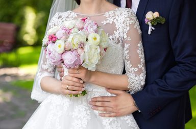 عروس الثور تريده شهماًً...صفات عريس المستقبل بحسب برجك!