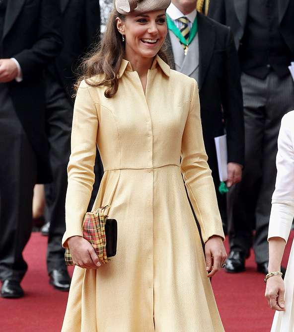 كيت ميدلتون بفستان لـ  Emilia Wickstead