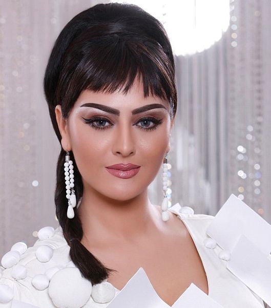 إطلالة مريم حسين بالنيود القوي