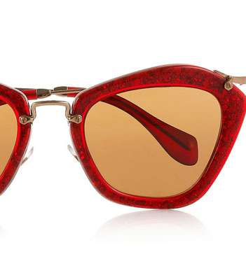 نظارات شمسية بزجاج ملون من Miu Miu