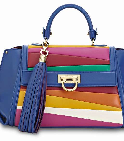 إليكِ مع ياسمينة أجمل الحقائب لهذا الموسم من تصميم Salvatore Ferragamo وSara Battaglia