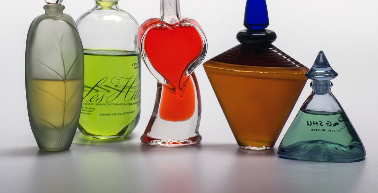 الفرق بين العطر الاصلي والتقليد