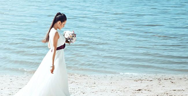 شروط اللإحتفال بالزفاف على شاطئ البحر 