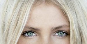 تخلّصي من النمش بالماسكات