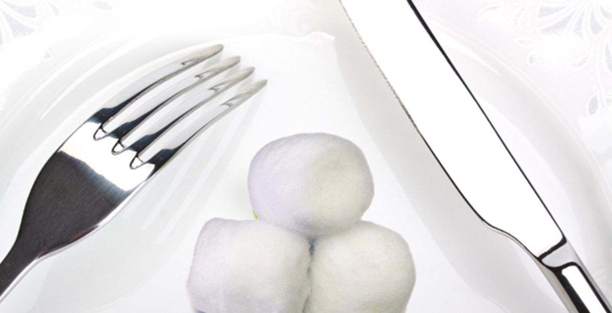 استخدموا كرات القطن والضوء... اليك أخطر أنواع الريجيم في العصور التي كانت فيها البدانة ممن