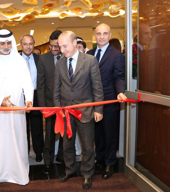 افتتاح  سلفاتوري فيراغامو  في أبو ظبي