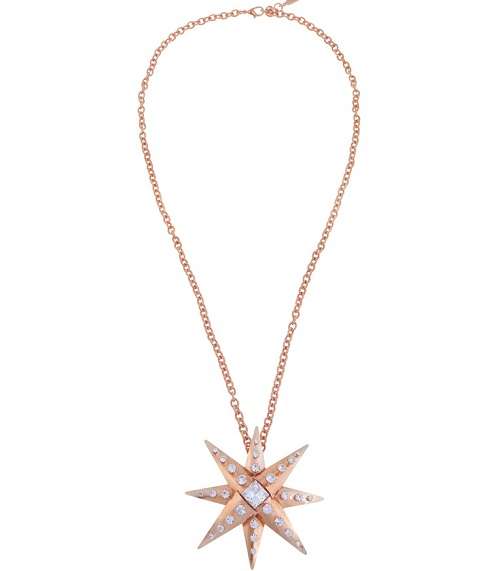 قلادة جميلة من توقيع Vicki Sarge