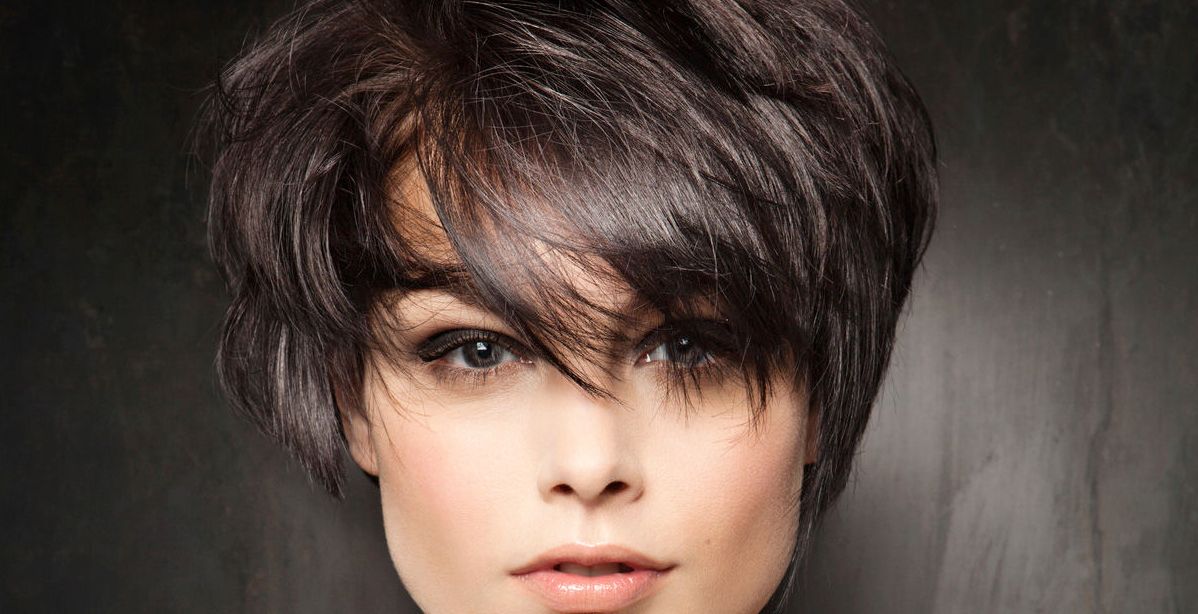 إكتشفي بالصور فرق الشعر المناسب لشكل وجهك