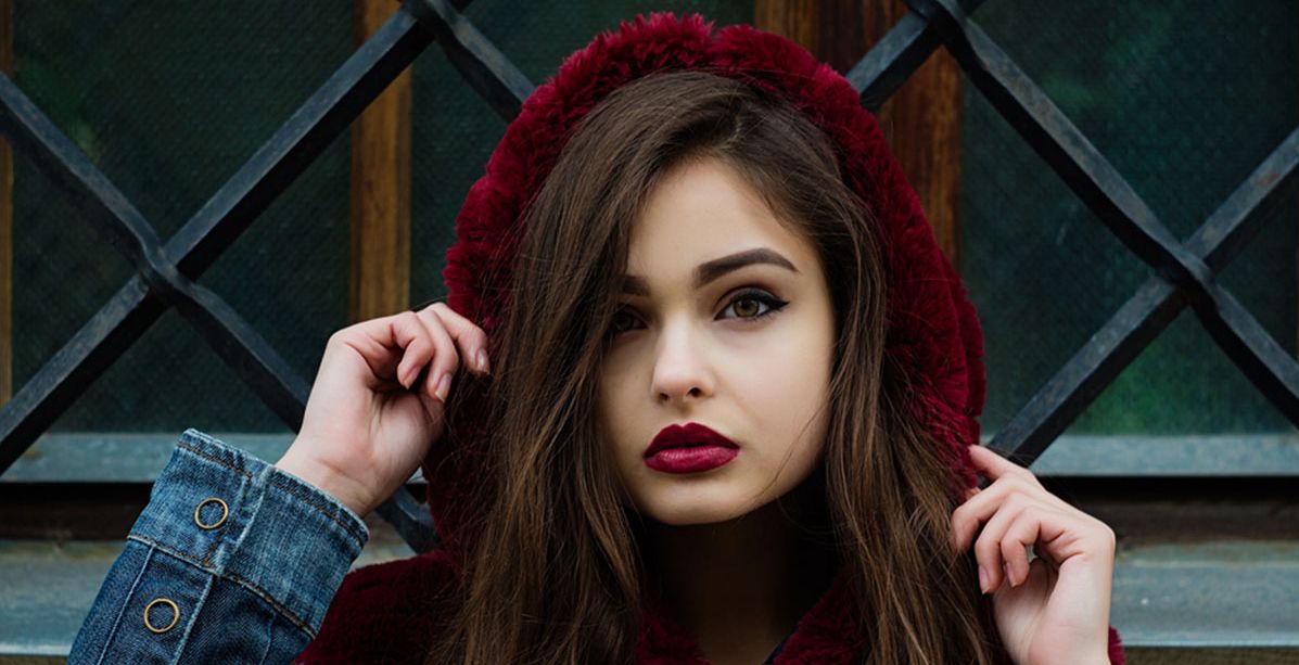 من هو الرجل الذي لا يمكن للمرأة نسيانه؟