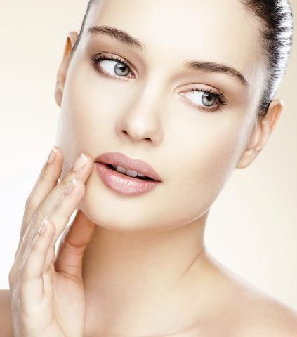 افضل خلطات تبييض للوجه