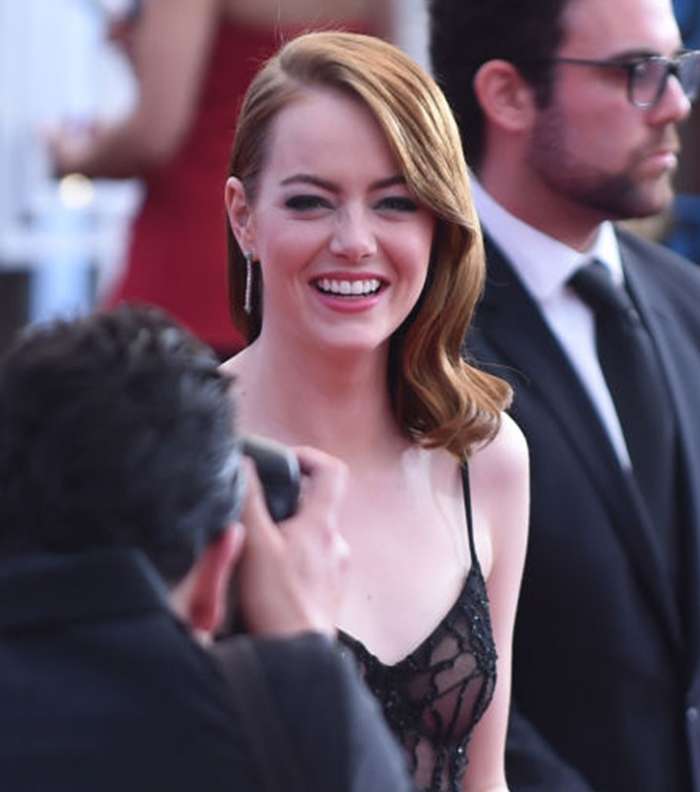 بالصور، صيحات ماكياج وشعر النجمات في حفل SAG Awards 2017
