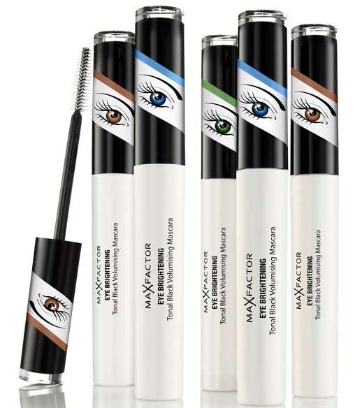 إعتمدي ماسكرا Eye Brightening Tonal Black Volumising Mascara
