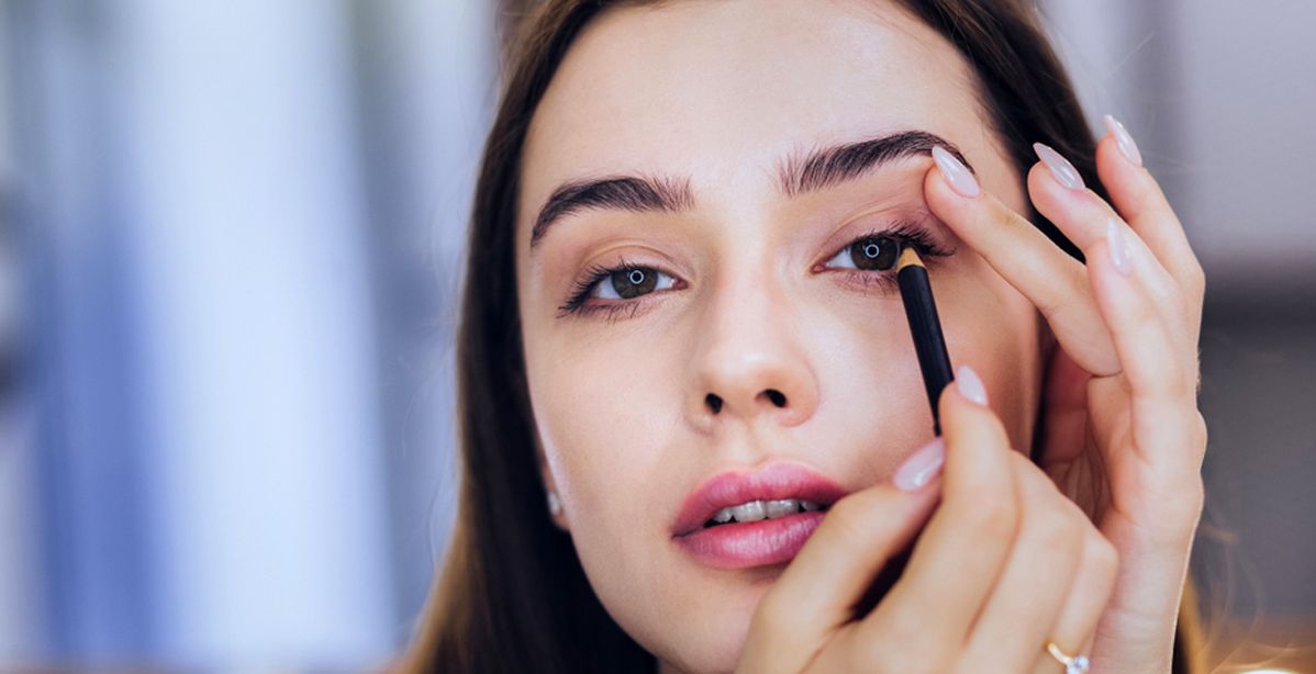 نصائح مكياج خاطئة على مواقع التواصل تشكل خطراً على جمالك