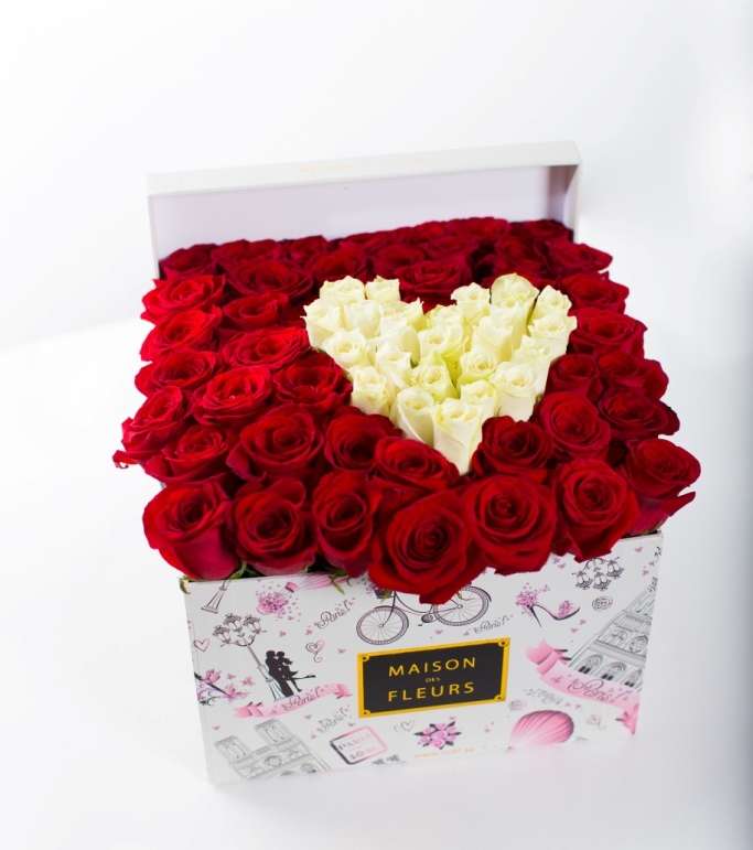 الأحمر عنوان الحب من maison des fleurs 