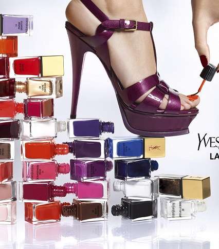 أظافركِ جميلة مع Yves Saint Laurent