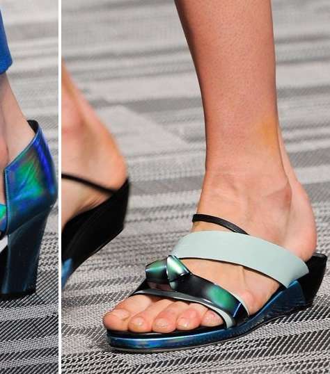 اختاري لصيف 2014 الأحذية البلاستيكية والميتاليكية الملونة