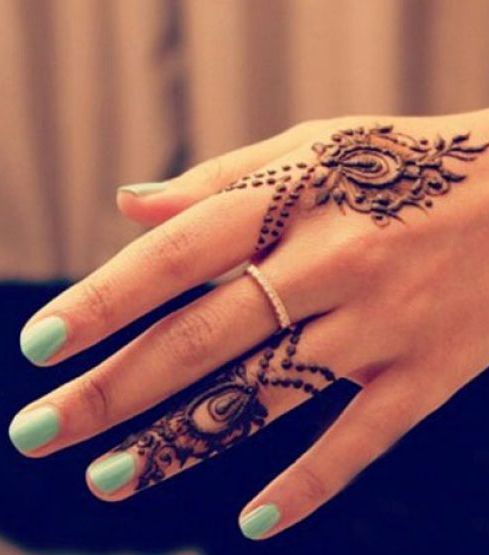 اروع نقشات حناء عرايس