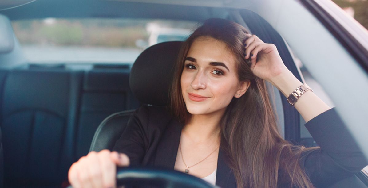 اكسسوارات سيارات نسائية لكل امراة تعشق الفخامة