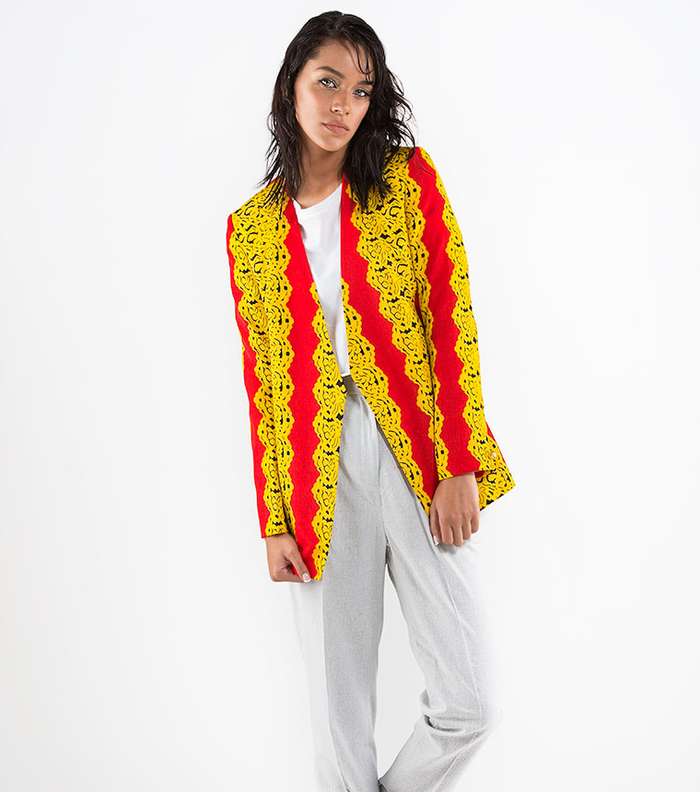 تالقي هذا الموسم بالبلايزر المطبعة من اروى البناوي