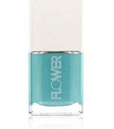 الأزرق في طلاء الأظافر Flower لمجموعة ماكياج درو باريمور