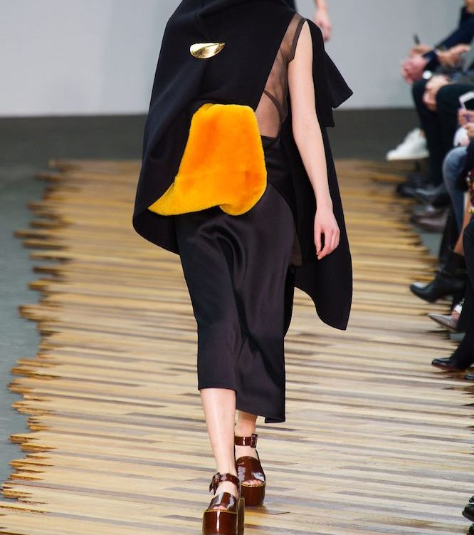 اعتمدي في شتاء 2015 موضة جيوب الفرو