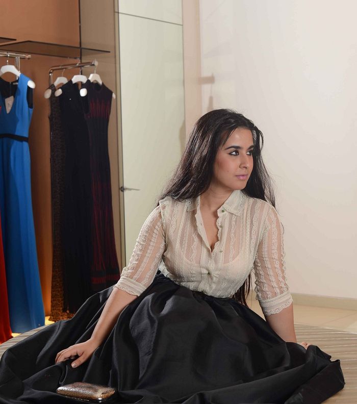 فستان ماركة Alessandra rich وكلاتش من كوتور من Boutique1