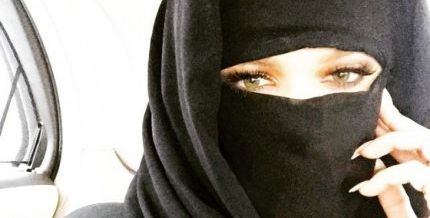 فيديو كلوي كارداشيان مرتدية الحجاب